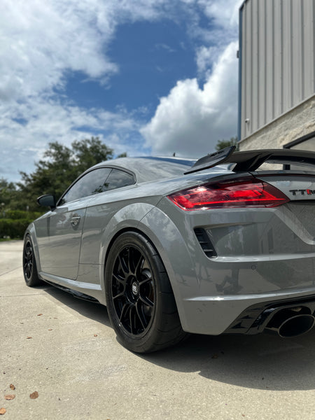 Ostar Spec Ops 2018+ Audi 8V RS3 / 8S TTRS Lightweight 