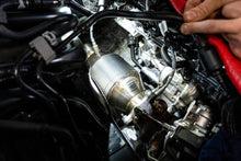 Load image into Gallery viewer, Fabspeed Macan 2.0L Primary Sport Catalytic Converters (2018 Only)