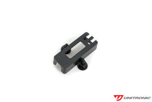 Load image into Gallery viewer, Unitronic Suction Mount for Dragy GPS Based Performance Meter (Works with DRG69 &amp; DRG70)